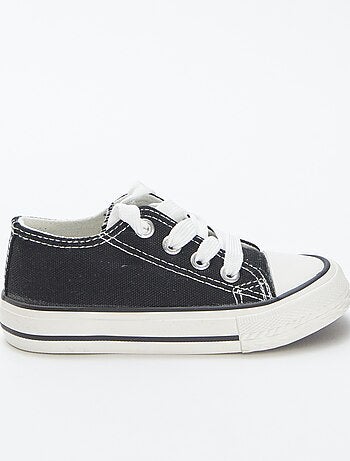 Scarpe basse stringate