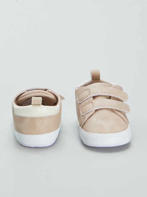 Scarpe da ginnastica bicolori a strappo - Kiabi