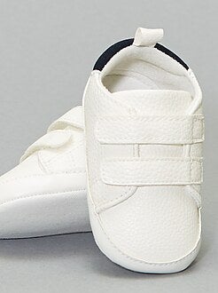 Scarpe da ginnastica bicolori a strappo - Kiabi