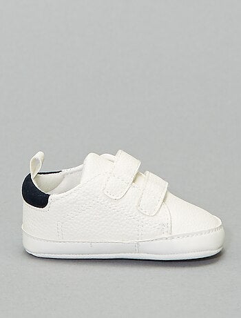 Scarpe da ginnastica bicolori a strappo