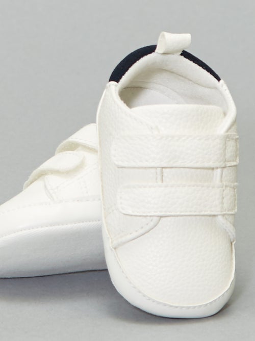 Scarpe da ginnastica bicolori a strappo - Kiabi