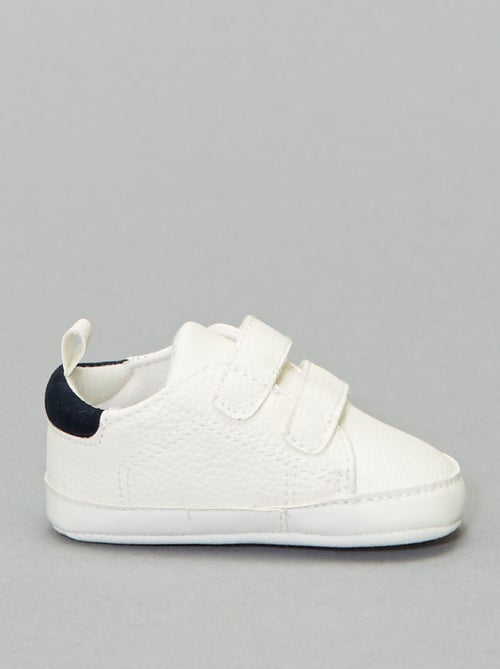 Scarpe da ginnastica bicolori a strappo - Kiabi