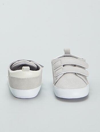 Scarpe da ginnastica bicolori a strappo