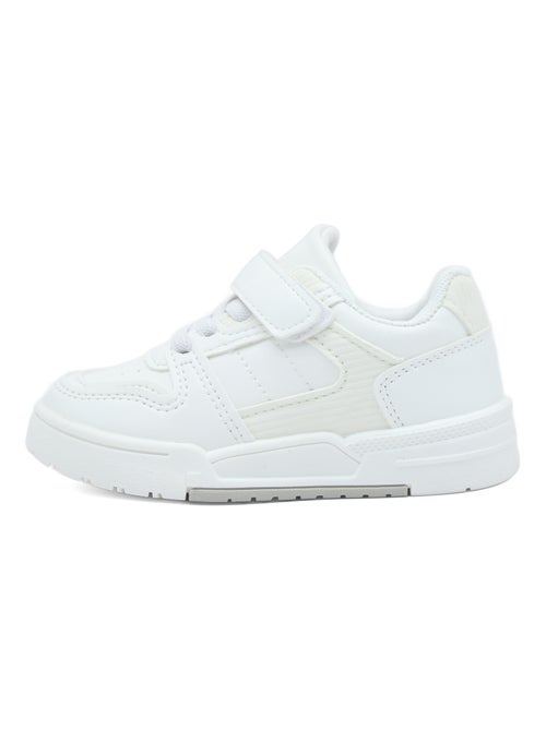 Scarpe da ginnastica cinturino incrociato - Kiabi Scarpe da ginnastica cinturino incrociato - Kiabi