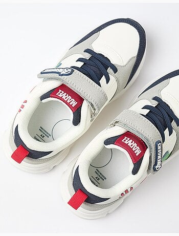 Scarpe da ginnastica combinati con gli avengers