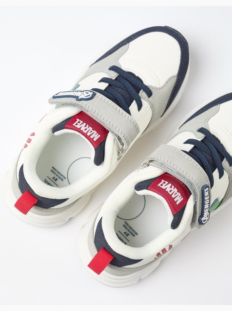 Scarpe da ginnastica combinati con gli avengers Bianco - Kiabi