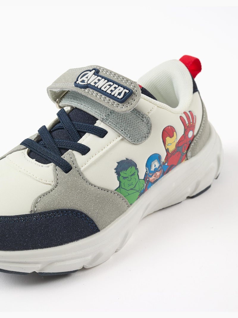 Scarpe da ginnastica combinati con gli avengers Bianco - Kiabi