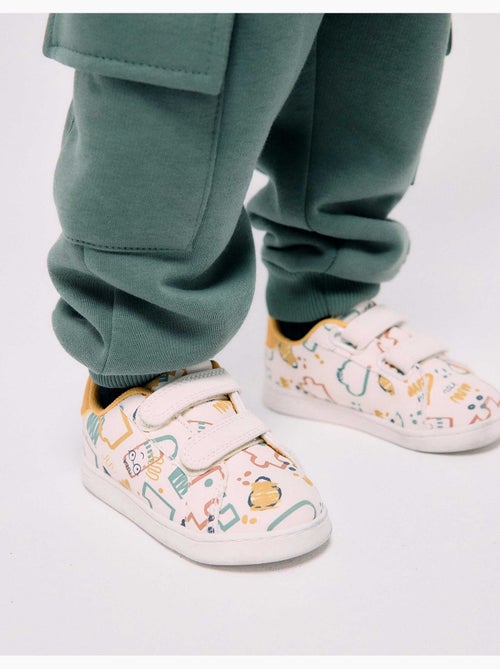 Scarpe da ginnastica con chiusura a strappo con stampa colorata - Kiabi