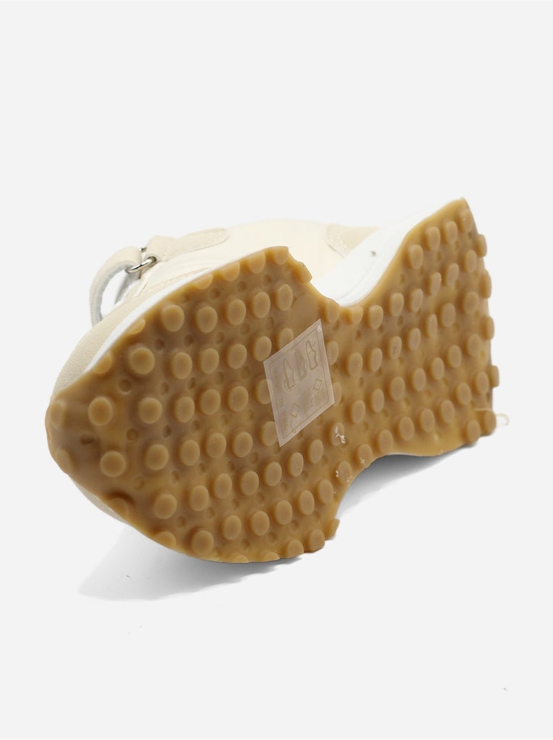 Scarpe da ginnastica con chiusura a velcro Beige - Kiabi