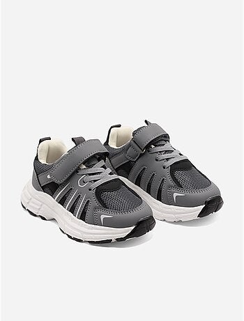 Scarpe da ginnastica con chiusura a velcro