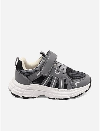Scarpe da ginnastica con chiusura a velcro