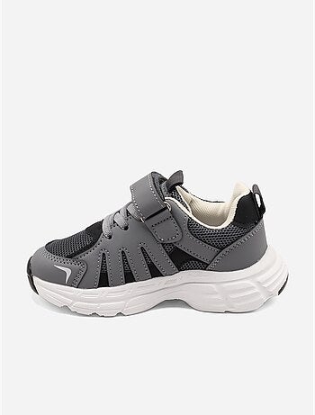 Scarpe da ginnastica con chiusura a velcro