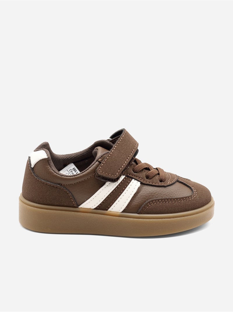 Scarpe da ginnastica con chiusura a velcro Marrone - Kiabi