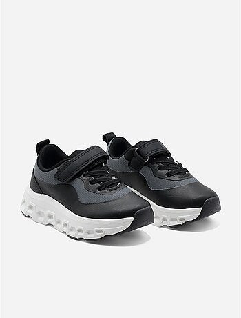Scarpe da ginnastica con chiusura a velcro