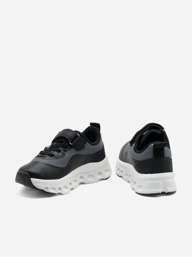 Scarpe da ginnastica con chiusura a velcro Nero - Kiabi