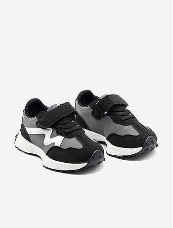 Scarpe da ginnastica con chiusura a velcro