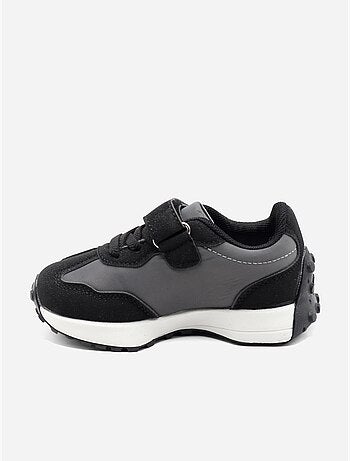 Scarpe da ginnastica con chiusura a velcro