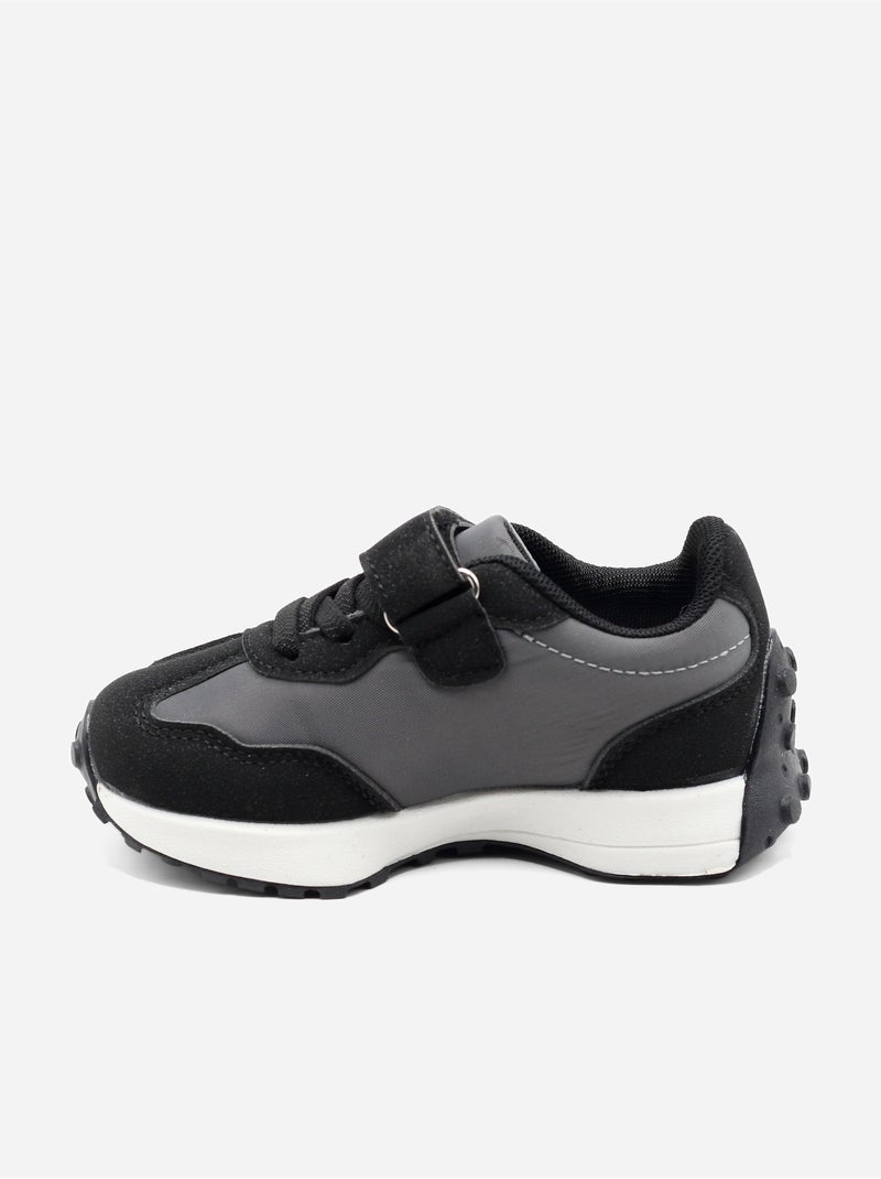 Scarpe da ginnastica con chiusura a velcro Nero - Kiabi