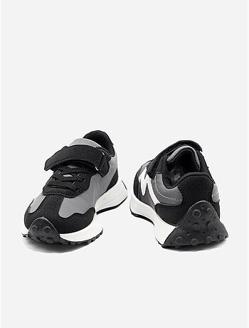 Scarpe da ginnastica con chiusura a velcro