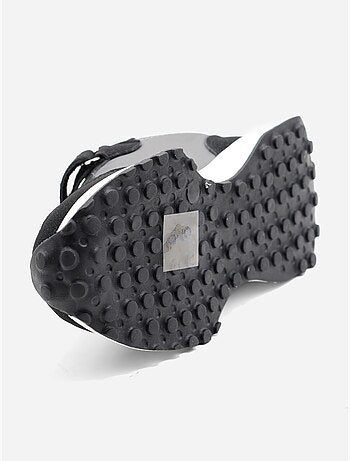 Scarpe da ginnastica con chiusura a velcro