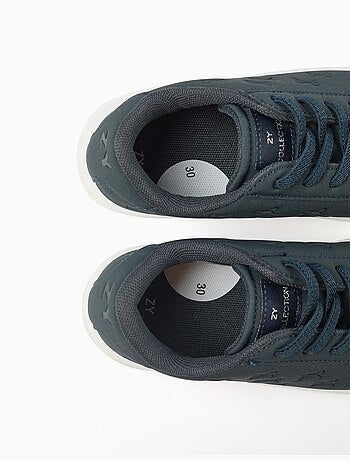 Scarpe da ginnastica con fiocchi in rilievo e lacci elastici