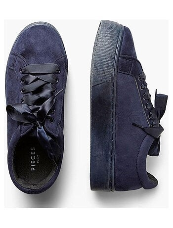 Scarpe da ginnastica con lacci a nastro Pieces