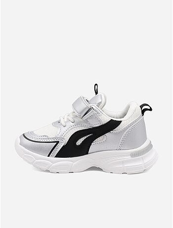 Scarpe da ginnastica con lacci