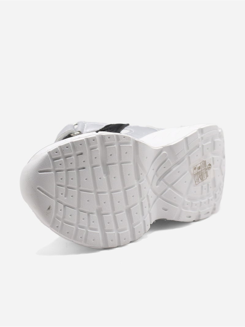 Scarpe da ginnastica con lacci Argento - Kiabi
