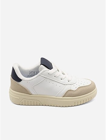 Scarpe da ginnastica con lacci