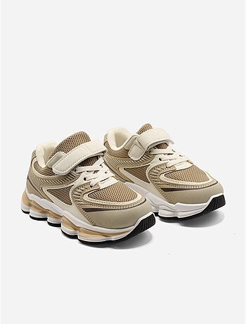 Scarpe da ginnastica con lacci