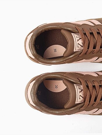 Scarpe da ginnastica con lacci e suola in gomma antiscivolo