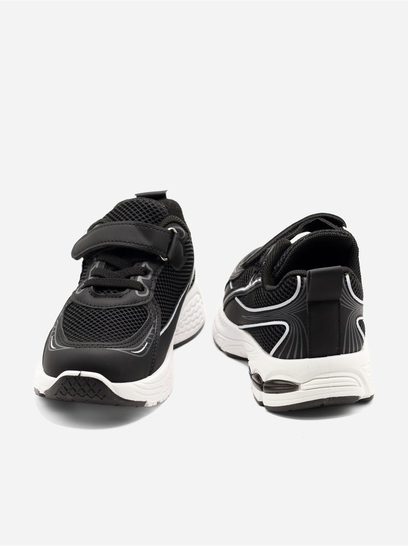 Scarpe da ginnastica con lacci Nero - Kiabi
