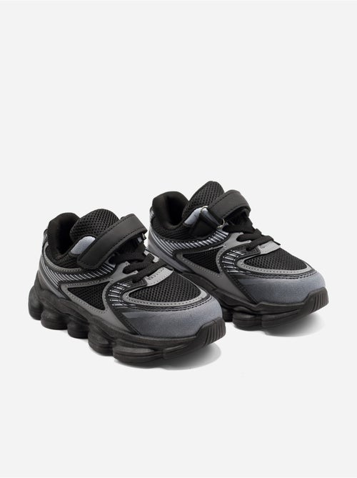 Scarpe da ginnastica con lacci - Kiabi