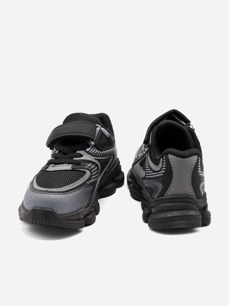 Scarpe da ginnastica con lacci Nero - Kiabi