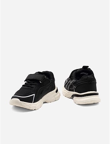 Scarpe da ginnastica con lacci