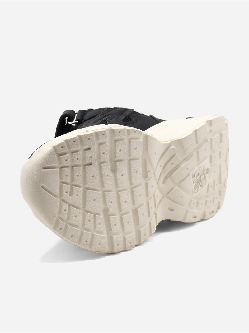 Scarpe da ginnastica con lacci Nero - Kiabi