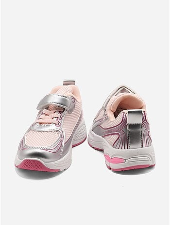 Scarpe da ginnastica con lacci