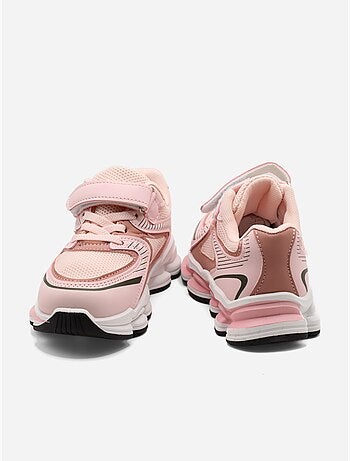 Scarpe da ginnastica con lacci