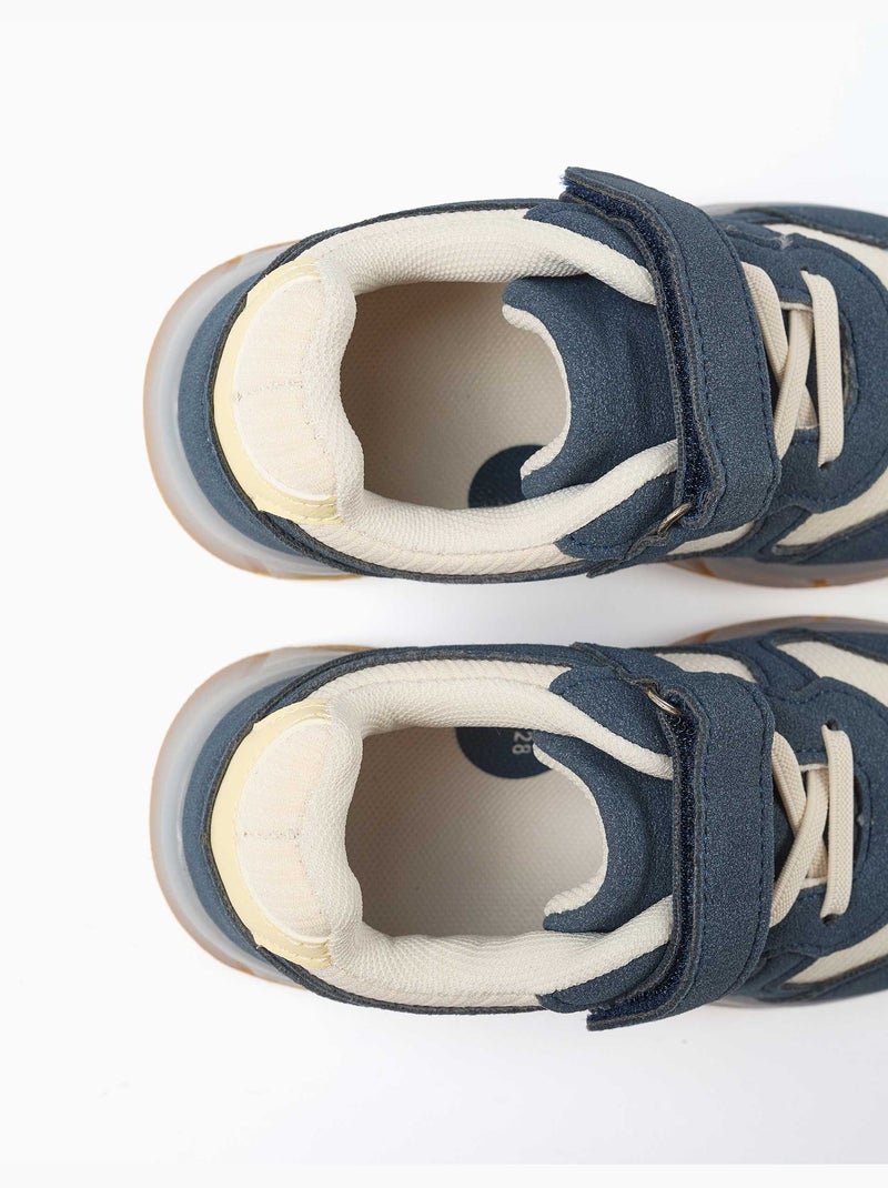 Scarpe da ginnastica con luci e suola antiscivolo Multicolore - Kiabi