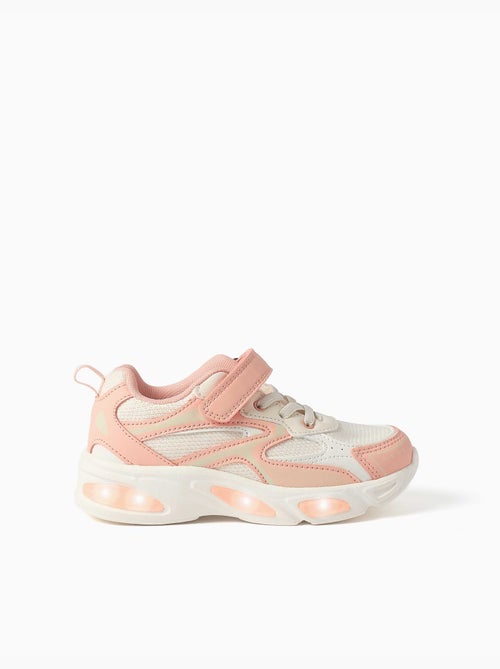 Scarpe da ginnastica con luci e suola antiscivolo - Kiabi Scarpe da ginnastica con luci e suola antiscivolo - Kiabi