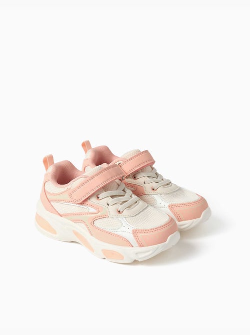 Scarpe da ginnastica con luci e suola antiscivolo - Kiabi Scarpe da ginnastica con luci e suola antiscivolo - Kiabi