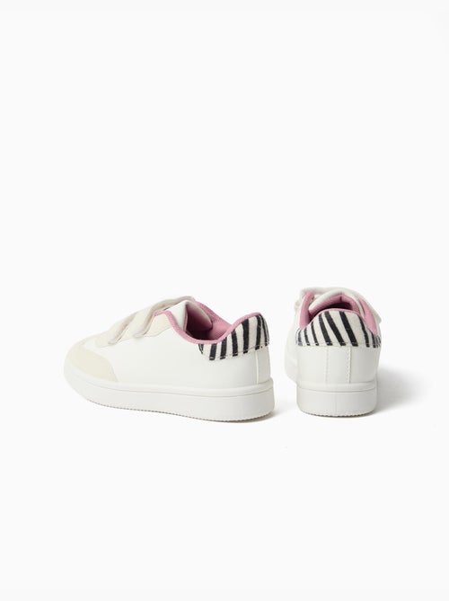 Scarpe da ginnastica con stampa animale, mo fashion - Kiabi Scarpe da ginnastica con stampa animale, mo fashion - Kiabi