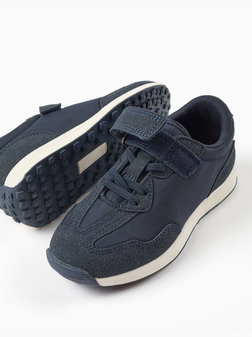 Scarpe da ginnastica in doppio tessuto con suola antiscivolo - Kiabi Scarpe da ginnastica in doppio tessuto con suola antiscivolo - Kiabi