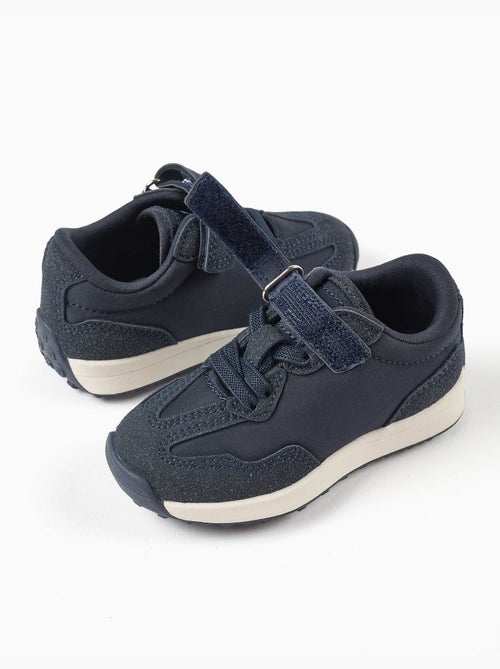 Scarpe da ginnastica in doppio tessuto con suola antiscivolo - Kiabi Scarpe da ginnastica in doppio tessuto con suola antiscivolo - Kiabi