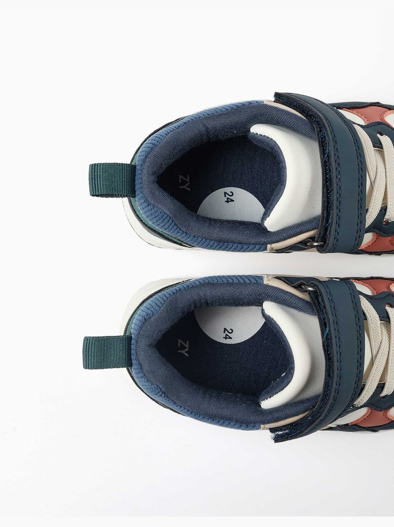 Scarpe da ginnastica multi-tessuto con suola antiscivolo Multicolore - Kiabi