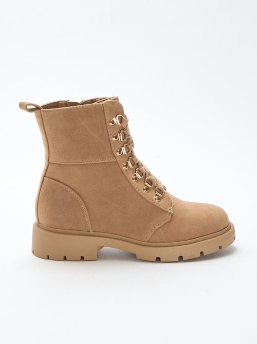 Scarpe da trekking con occhielli dorati - Kiabi