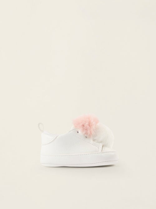 Scarpe sportive con pompon - Kiabi