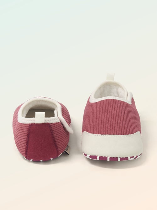 Scarpette a costine con strappi - 'Kitchoun' - Kiabi Scarpette a costine con strappi - 'Kitchoun' - Kiabi