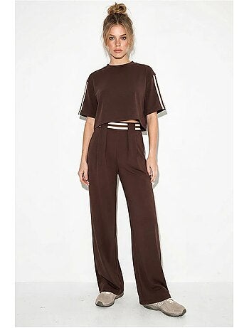 Set 2 pezzi con t-shirt girocollo e pantaloni a gamba ampia lucci