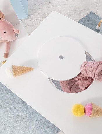 Set 2 sedie e tavolo per bambini con rete portaoggetti in legno – design scandinavo "Roba